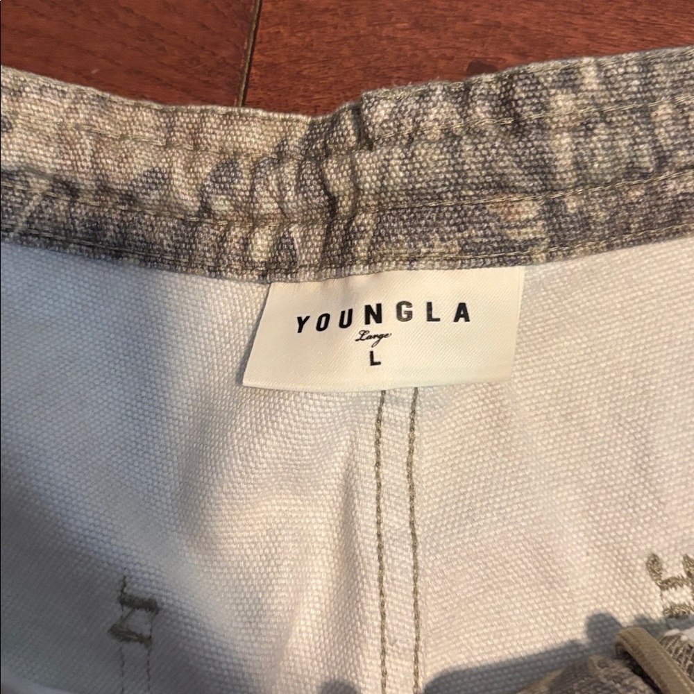 YoungLA CamoflaugeCargo Pants Size: Large NWT - Picture 7 of 8